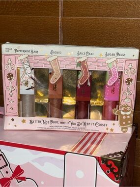 Too Faced "Better Not Pout, But If You Do Keep It Glossy" Lip Gloss Set